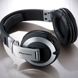 Pioneer HDJ2000 Pioneer HDJ2000 headphones