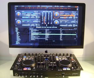 Denon DN-MC6000 Virtual DJ