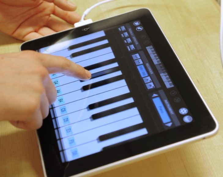 piano on ipad