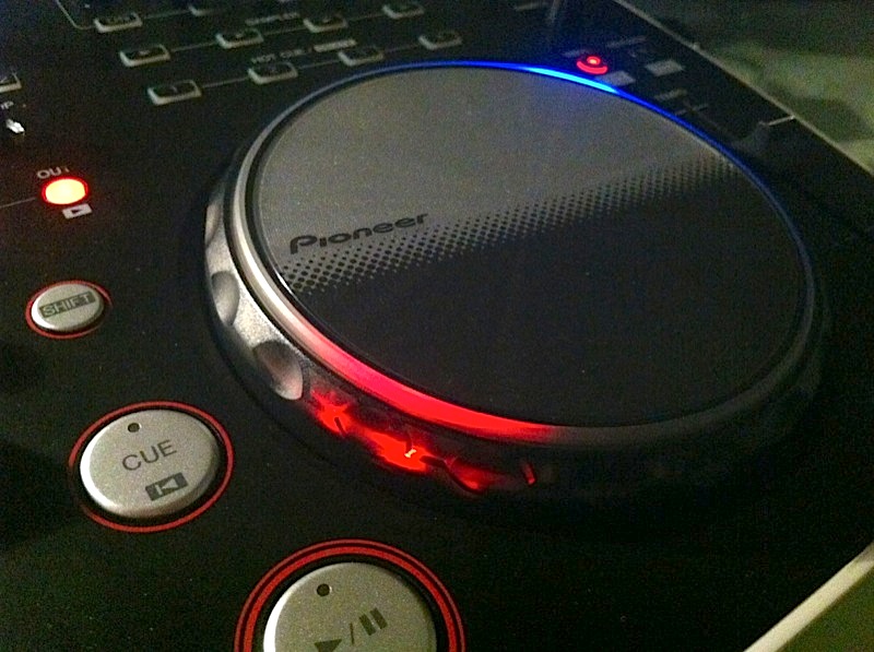 Pioneer DJ-ERGO-V review jogwheel Pioneer DJ-ERGO-V review jogwheel