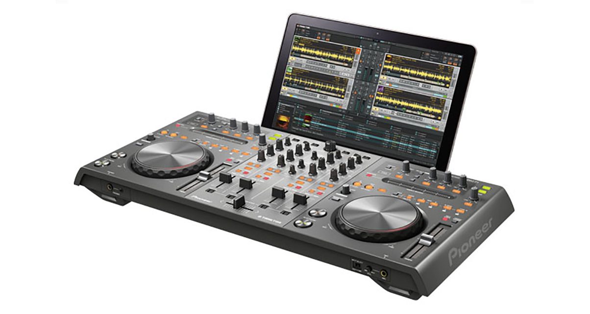 4Deck DJ Controllers The Ultimate Buyer's Guide 2011