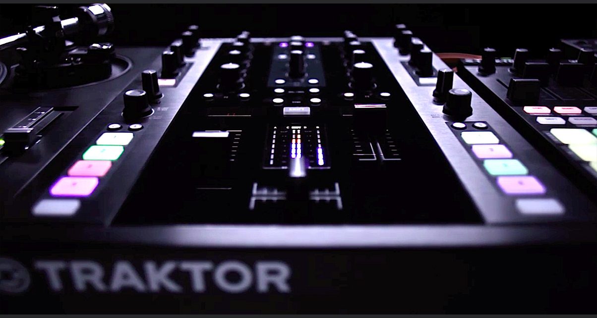 ✨未使用品✨TRAKTOR✨scratch ✨未使用品✨TRAKTOR✨scratch