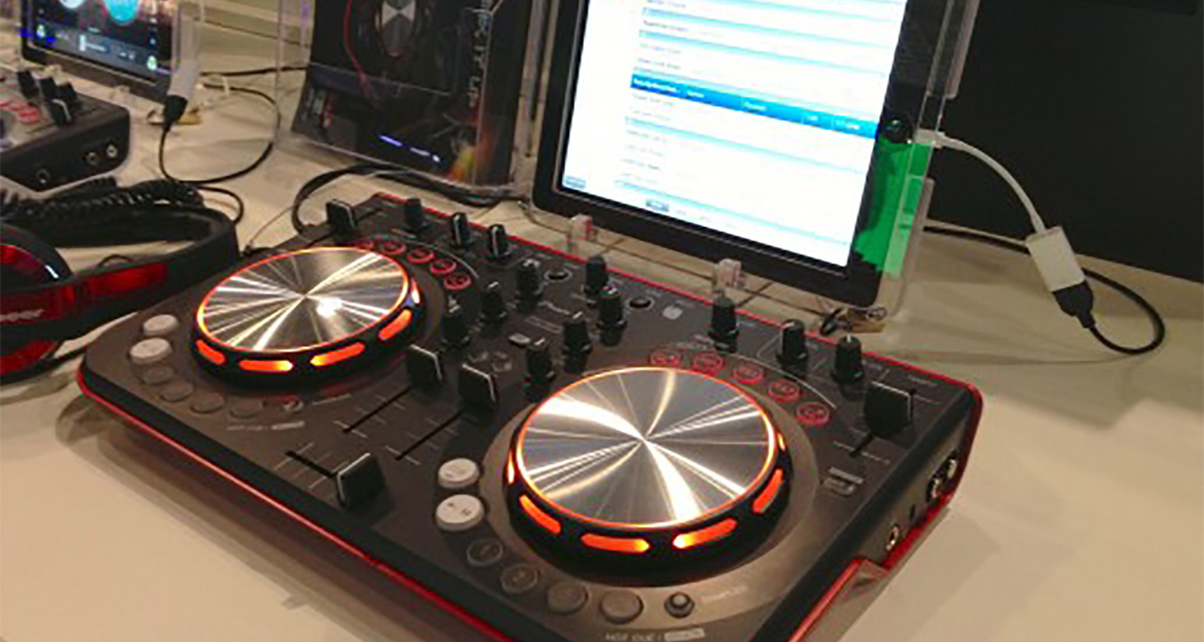 Musikmesse 2013 Pioneer iPad "We" Cable Talkthrough Digital DJ Tips