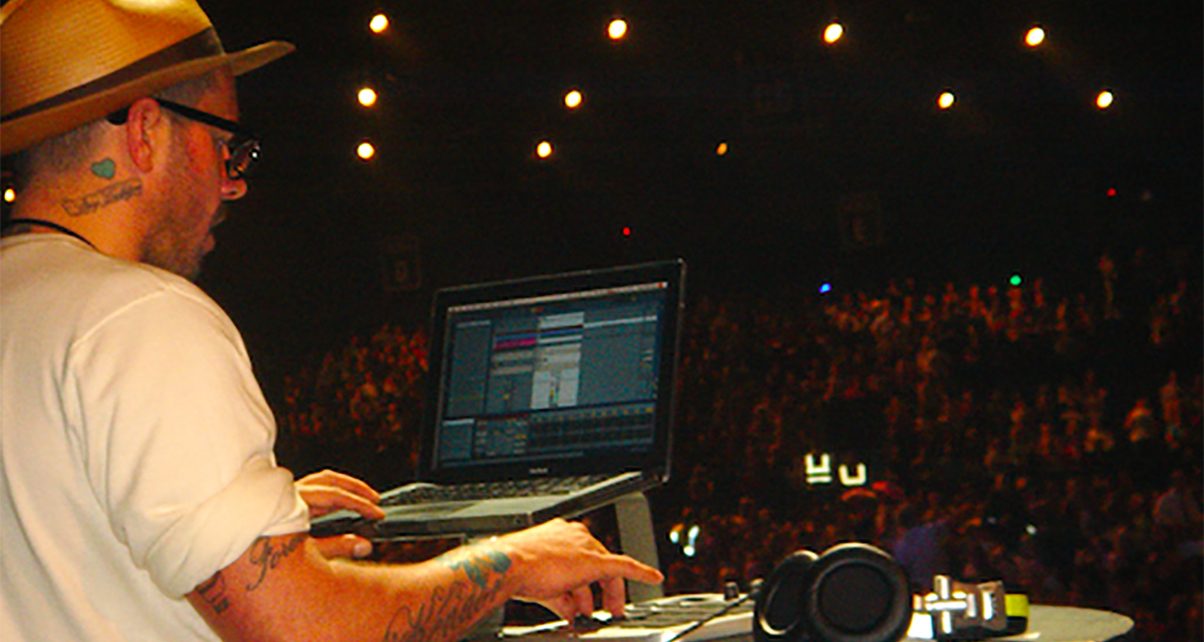 Controller Clinic 25 Syncing My Controller With An Ableton DJ