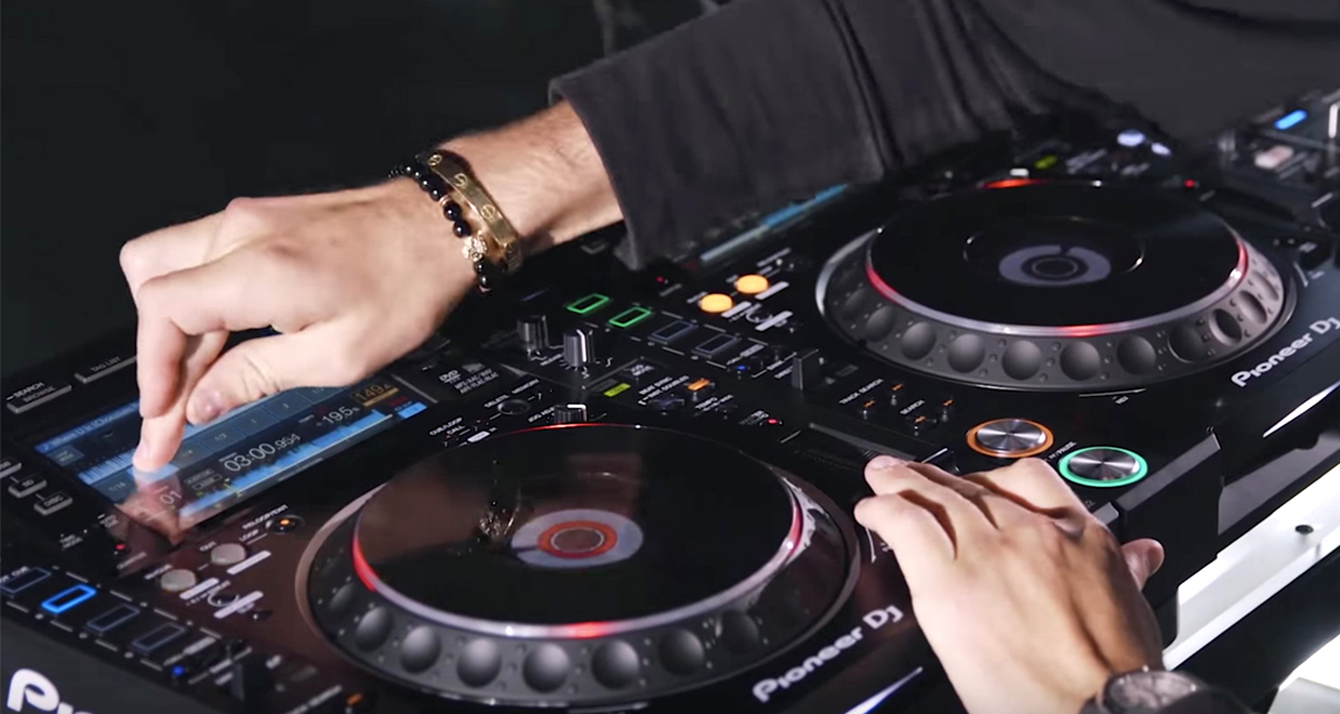 Learn From The Greats How To Deconstruct DJ Mixes Digital DJ Tips