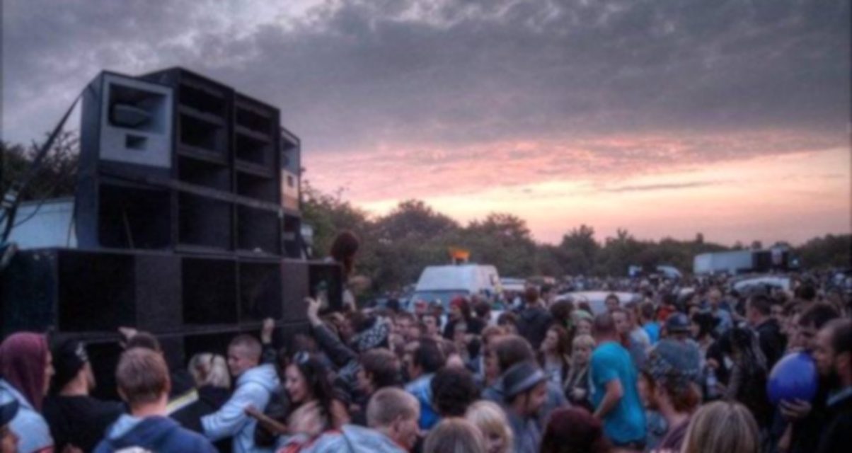 illegal rave
