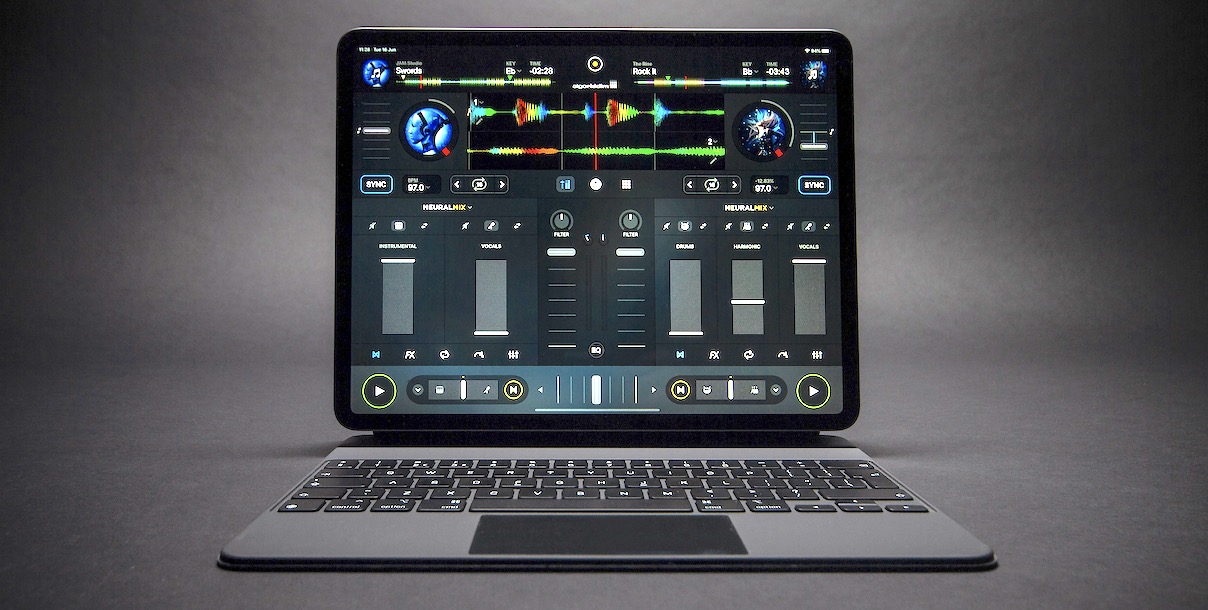 Now DJs Can Isolate Vocals, Drums & Melodies In Real Time With djay Pro AI