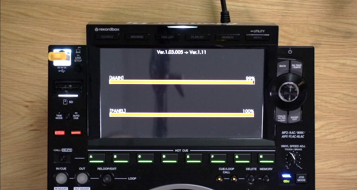 How To Update The Firmware On Pioneer DJ CDJ3000 Media Players