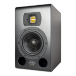 Hedd Type 07 A-Core Analogue Monitors A single Hedd Type 07 A-Core analogue monitor on a transparent background.