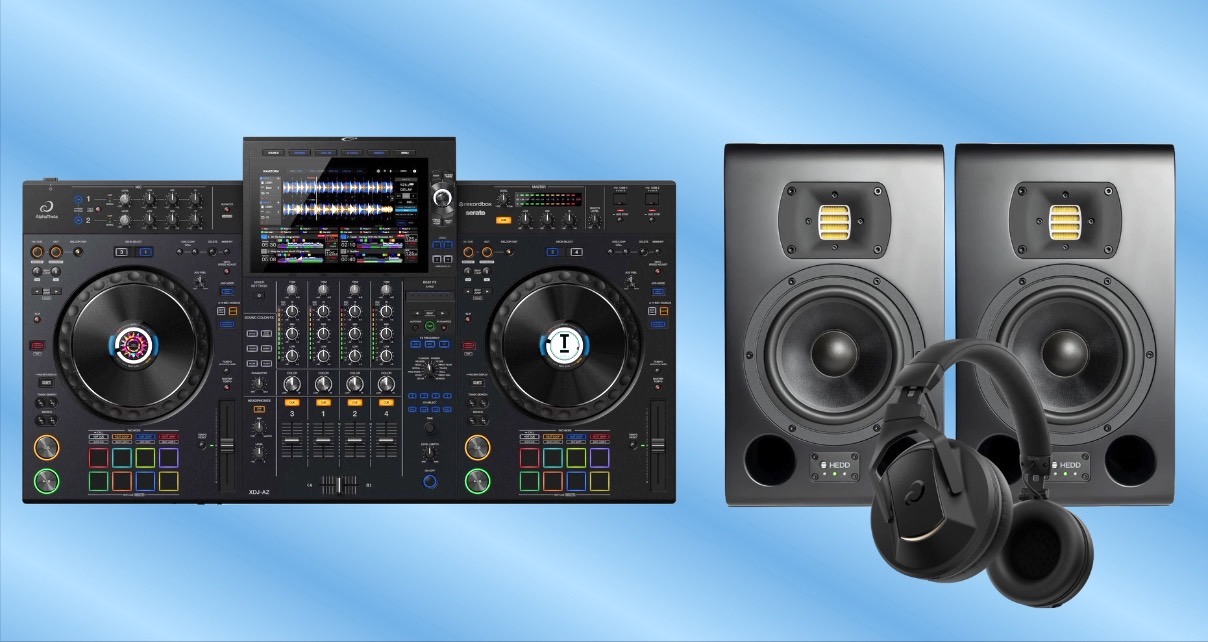 An AlphaTheta XDJ-AZ, two HEDD Type 07 A-Core monitors, and HDJ-F10 headphones on a blue and white background.